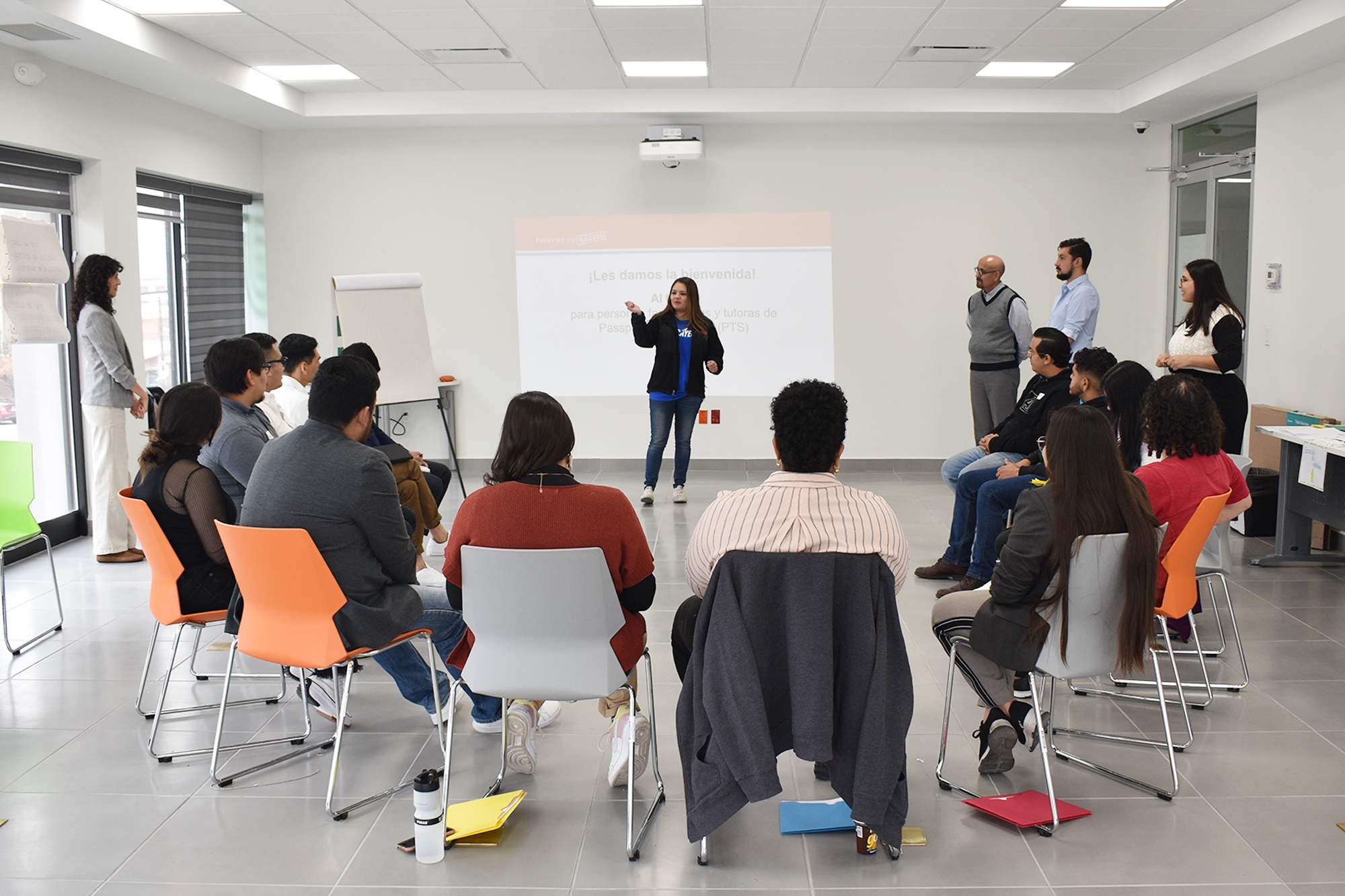 Trainning facilitators with PTS in Ciudad Juarez.