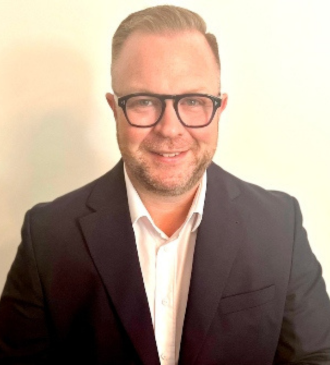 Adam Yockey Headshot